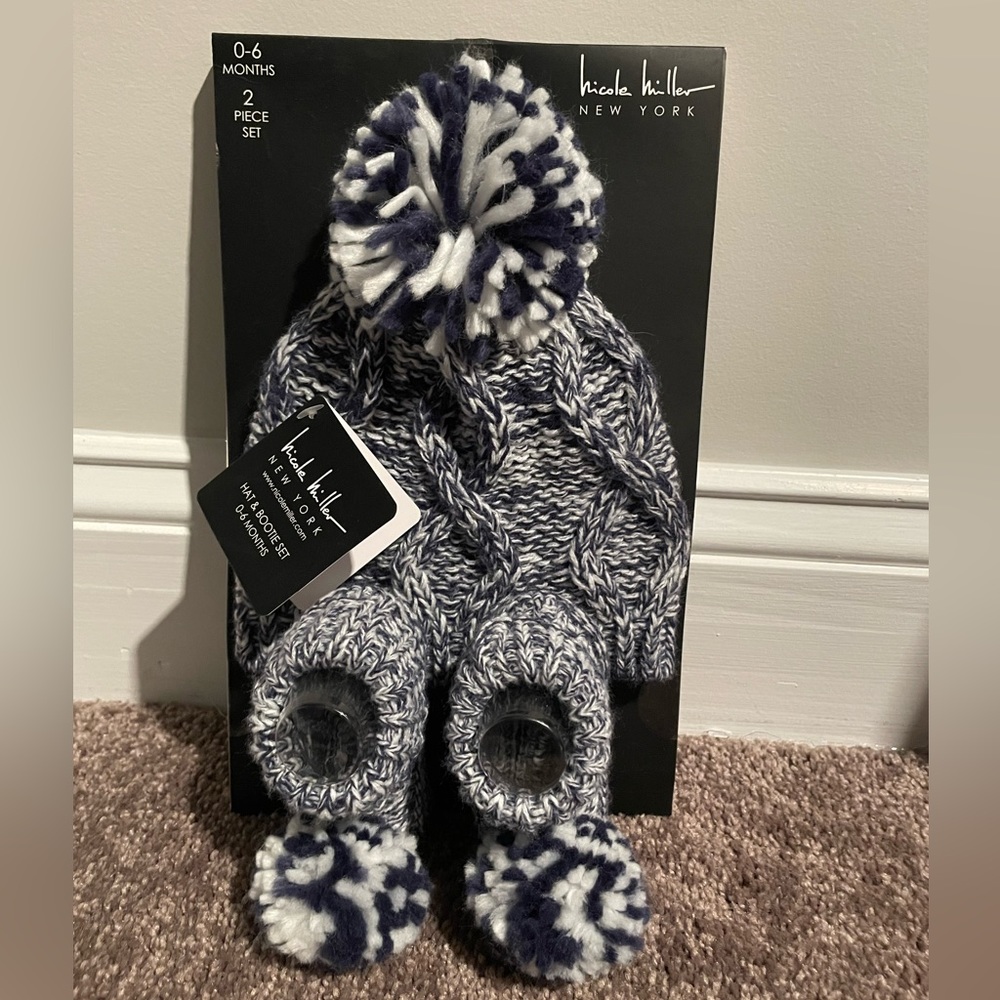 Nicole Miller baby knit hat and bootie set, navy blue and white, acrylic, 0-6mo